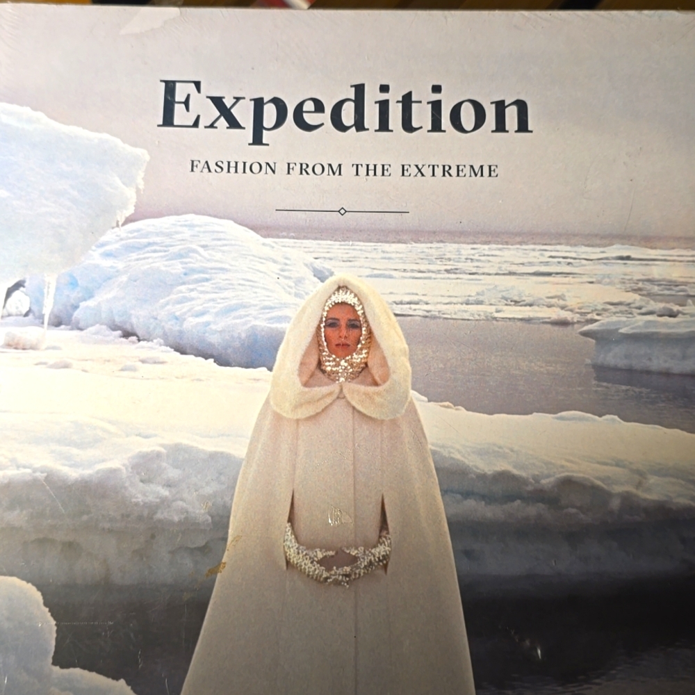 EXPEDITION Fashion From The Extreme Hardcover Book Thames & Hudson NIP Gift